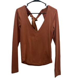 Free People Open Back Bow Tie Peekaboo Thick Top/Sweater Size Medium